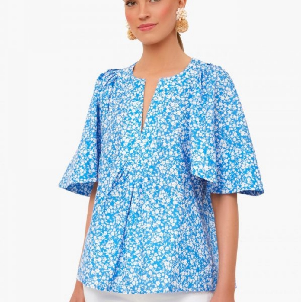 TUCKERNUCK BLOOMS ON BROAD FINLEY FLUTTER SLEEVE TOP XS